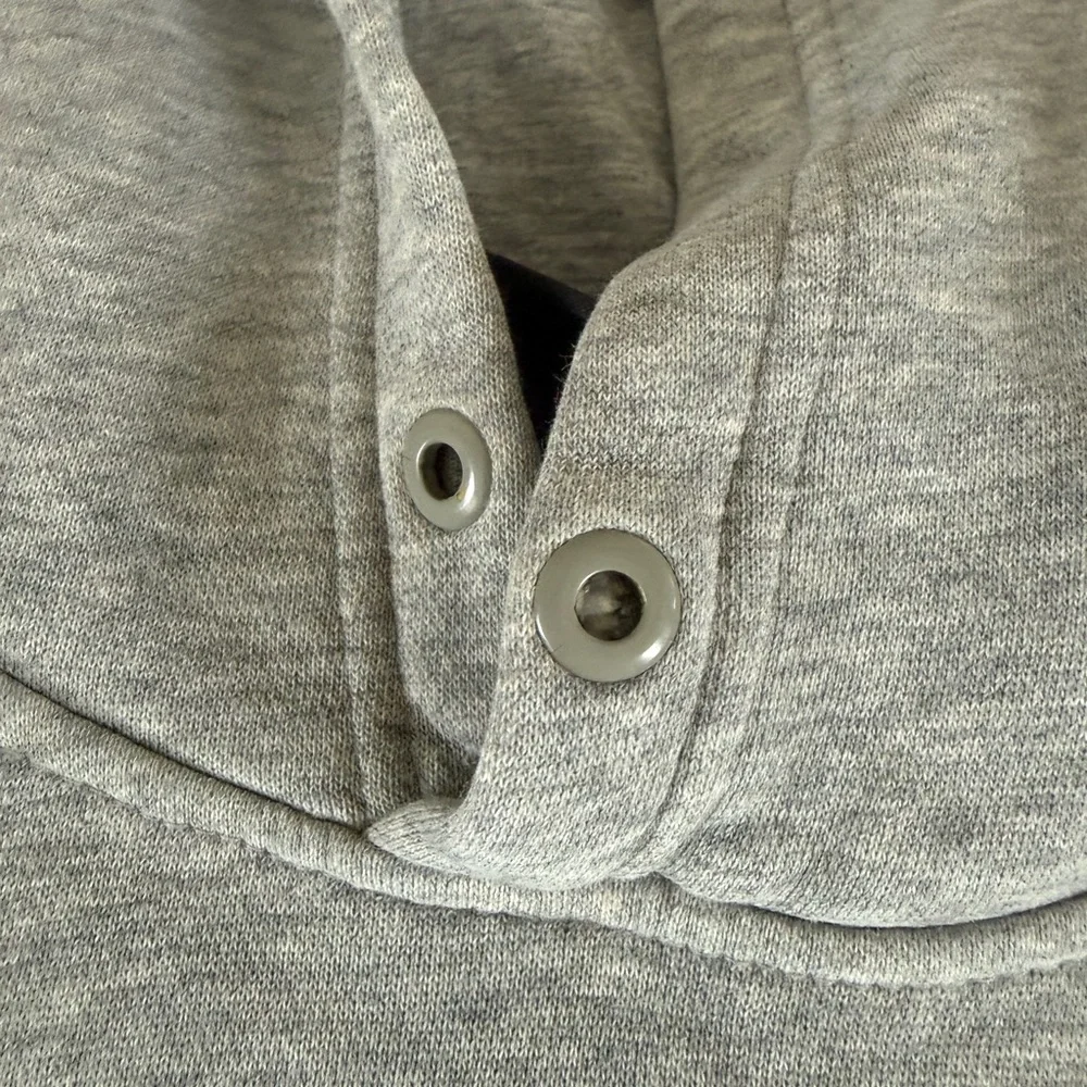 Nike soft pullover